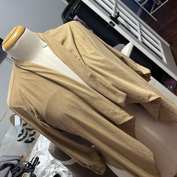 Cover up sweater - Picture 3 of 3